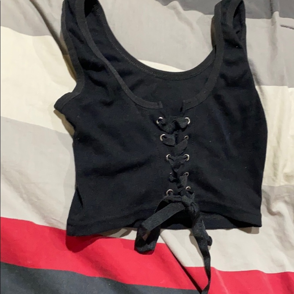 Tie crop top